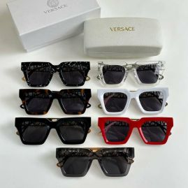Picture of Versace Sunglasses _SKUfw54044400fw